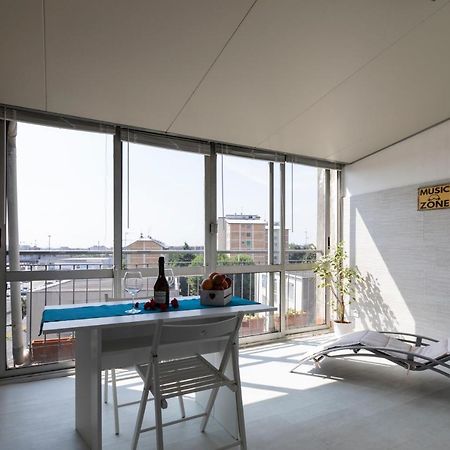 La Veranda - Bright Top Floor Apartment With Views Of The Madonnina Milan Luaran gambar